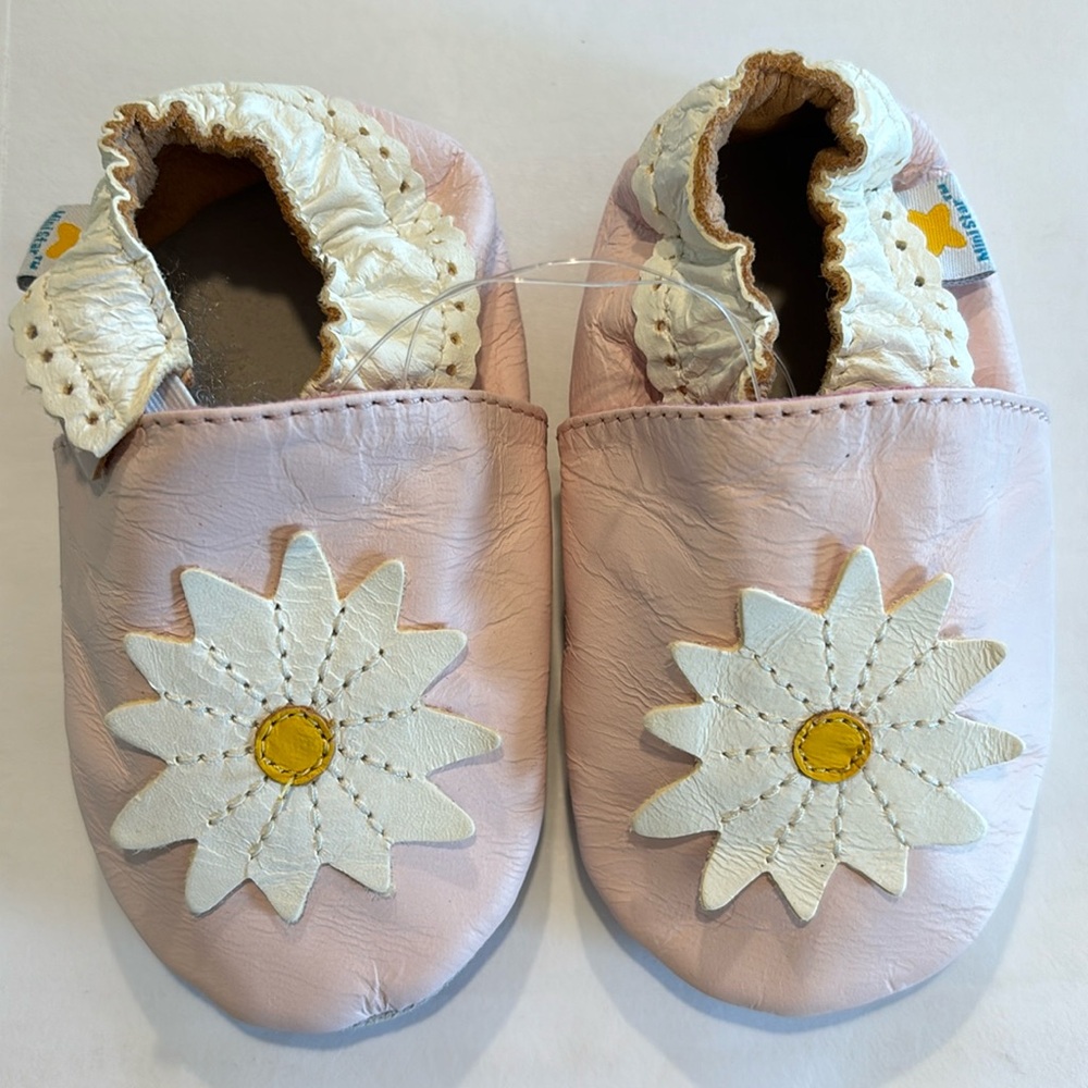 NEW! Mini Star Infant Shoes sz large 12M Pink Soft Sole Leather Flower Washable